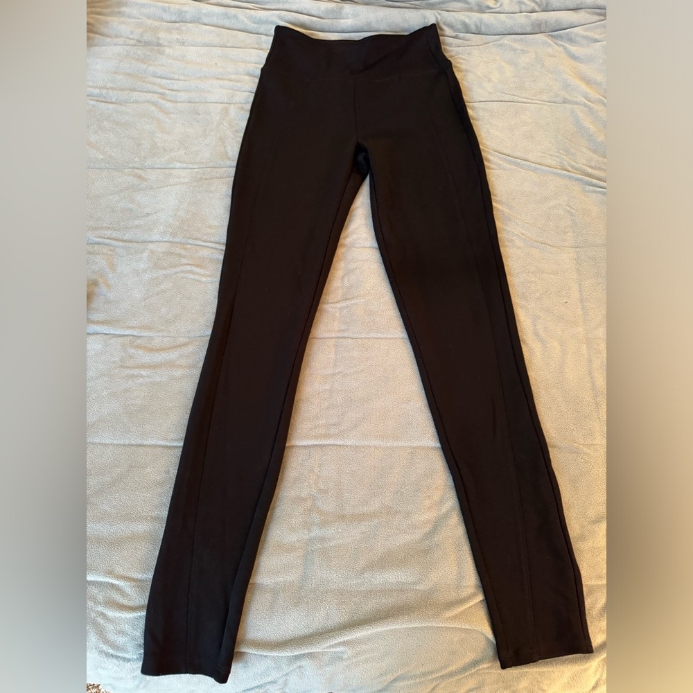 ASSETS by SPANX Women's Ponte Shaping
Leggings - Black M